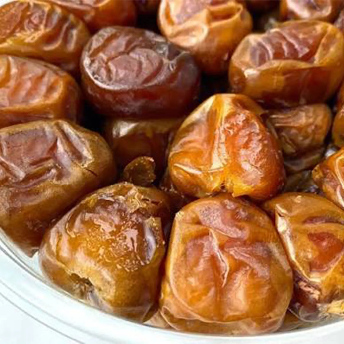 Fresh Golden Sukkari Dates
